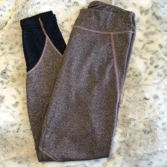 SAM EDELMAN Active Workout Leggings Heathered Pink Black Crochet Detail … - Picture 4 of 4